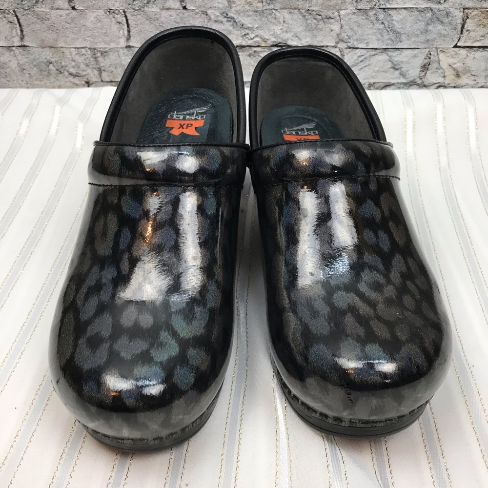 Dansko Gray Leather Clogs Size 40 US 9.5